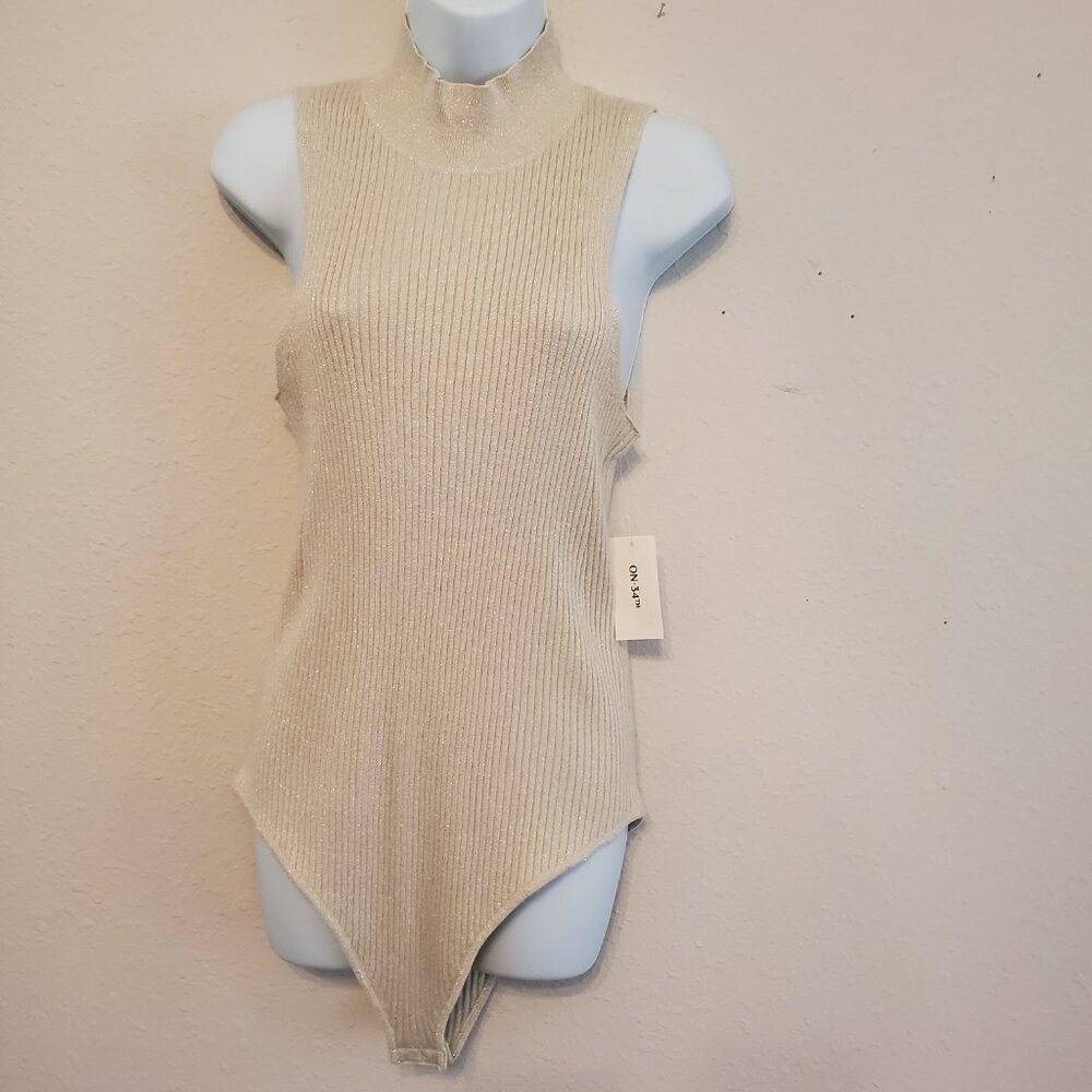 NWT On 34TH Women's Sleeveless Mock Neck Bodysuit Gold Holiday Sweater, Size L. - Picture 4 of 12